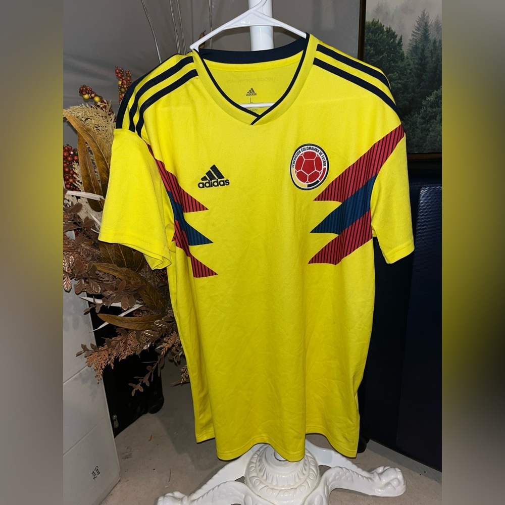 ADIDAS COLOMBIA HOME 2018-2019 YELLOW SOCCER JERSEY SZ L